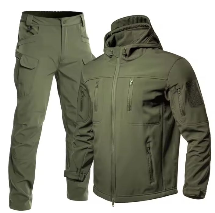 Costum armata /vanatoare/ pescuit/ outdoor