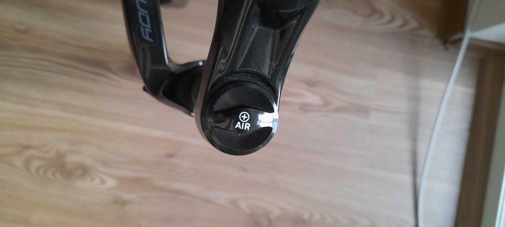 Furca RockShox Judy 29