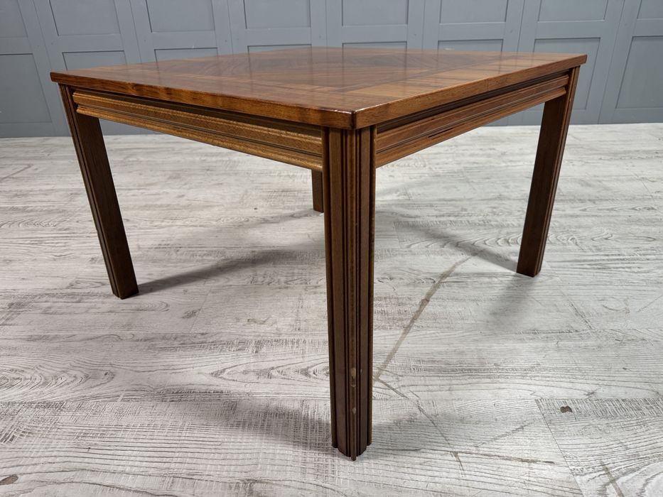 Скандинавска холна маса К065