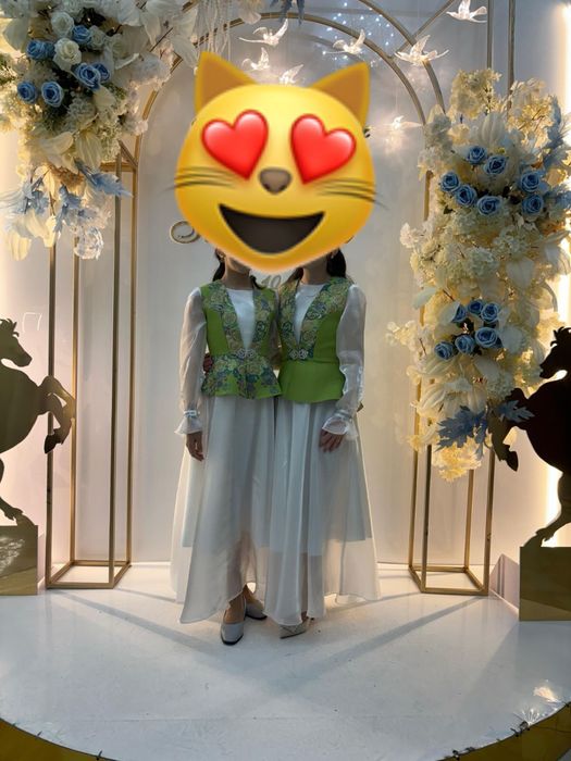 Нарядное женское платье