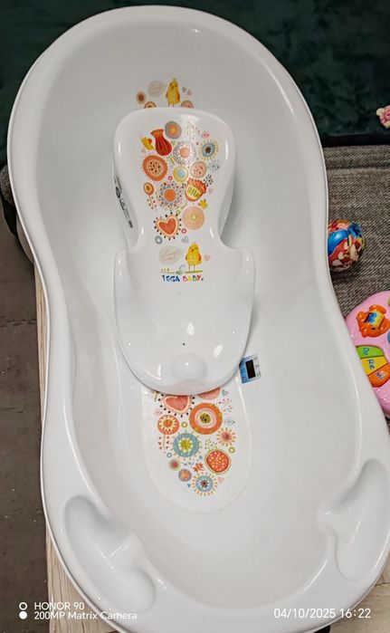 Cădită Tega Baby 102 cm cu senzor de temperatura si suport