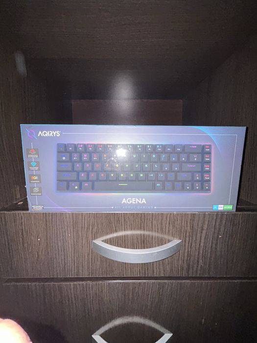 tastatura gaming AQIRYS AGENA