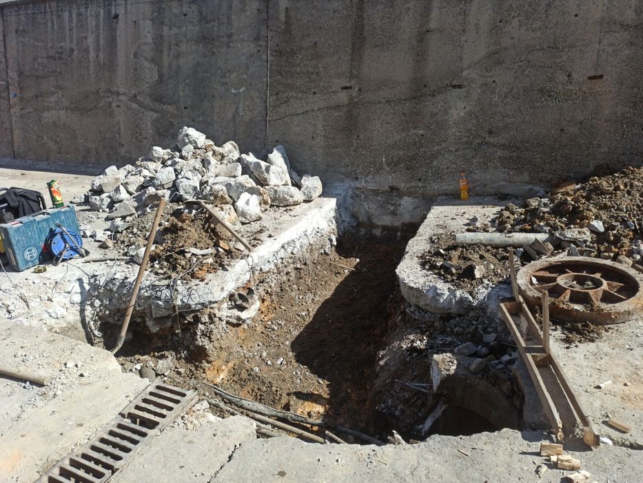 Къртене и извозване на строителни отпадъци, кърти чисти извозва