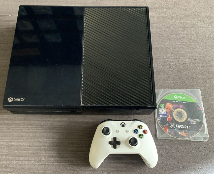 Xbox One - 500GB, 110€