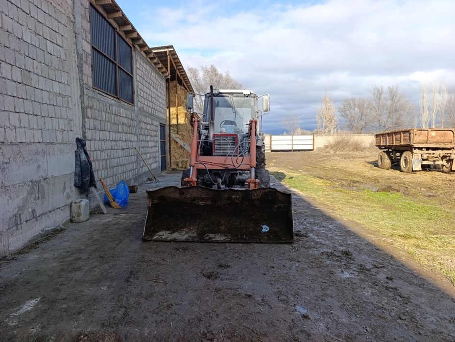 Продаю Трактор МТЗ 82 с телегой !