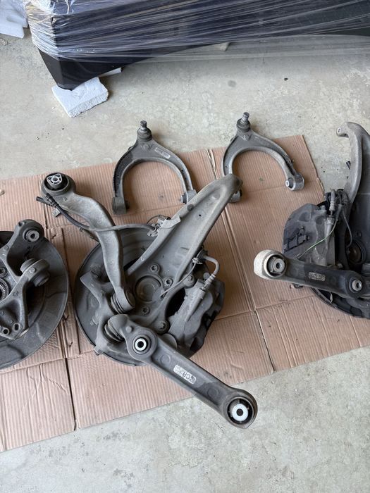 Fuzeta brat etrier stanga dreapta fata spate Bmw seria 5 G30 G31 3.0 diesel