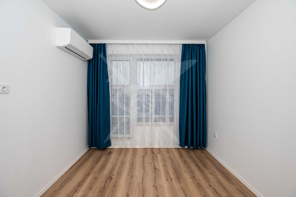 Продава се Тристаен апартамент в Пловдив, Остромила - 87 кв.м за 1771 €/кв.м - Снимка #2