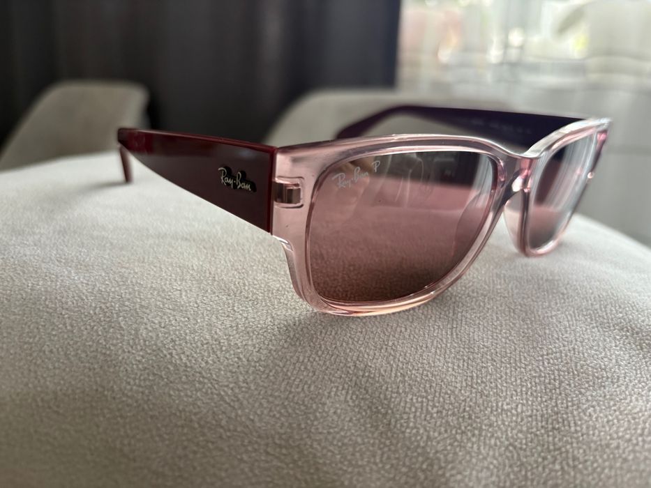 Слънчеви очила Ray-Ban RB4388 6648G8