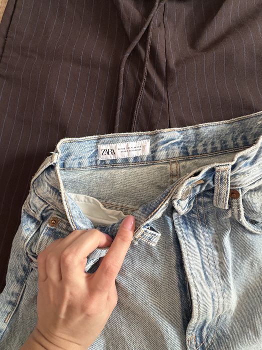 ZARA прави дънки