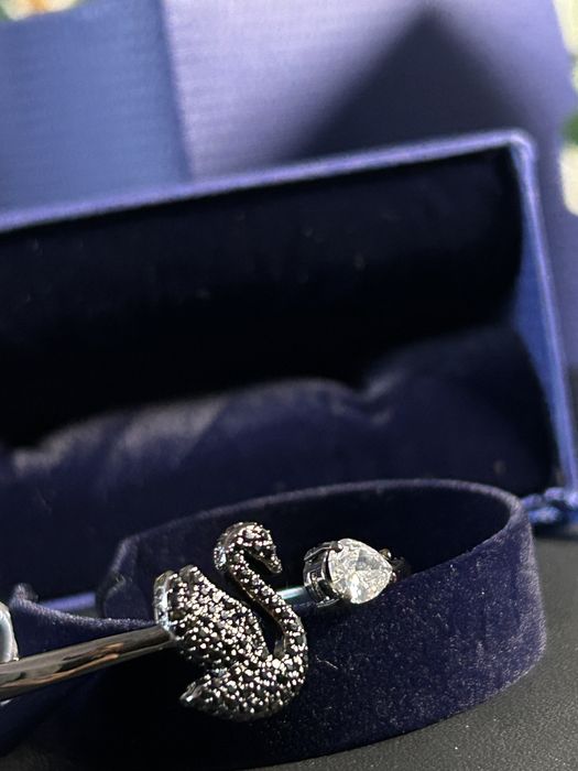 Bratara Swarovski Swan