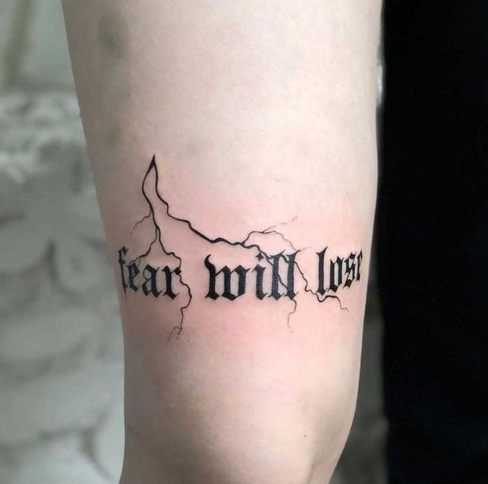 Tattoo Artist/Black&White/colours/stippling shading