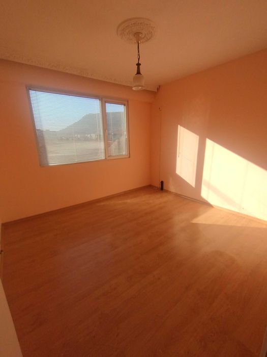 Дава се под наем Двустаен апартамент в Шумен, Център - 55 кв.м за 214.2 € - Снимка #6