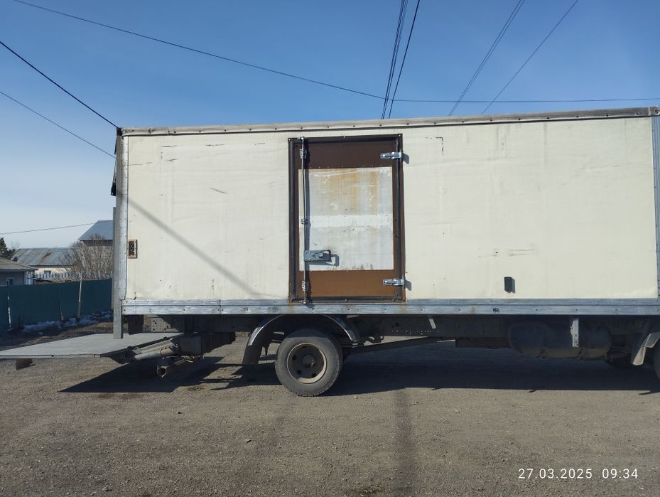 Продам будку термо с гидробортом.