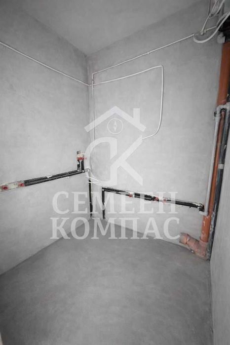 Двустаен апартамент в Остромила