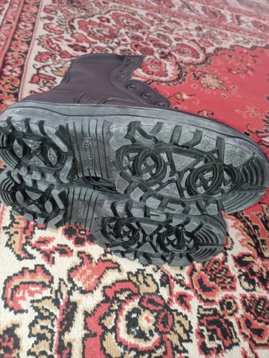 Продам берцы летние новые