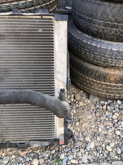 Радиатор на бмв е60