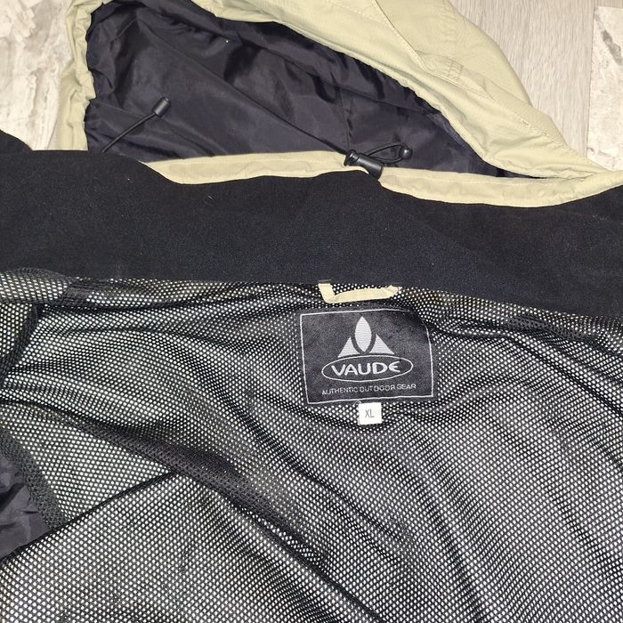 Geacă Vaude mărimea XL