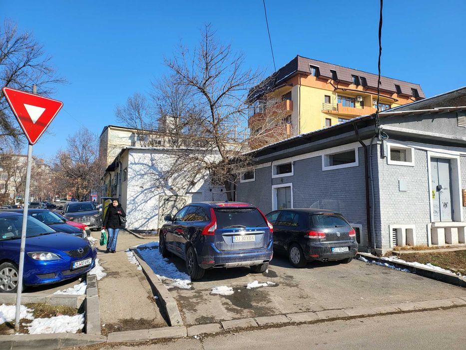 Inchiriere Spațiu Comercial, 292 mp Blv N. Titulescu,  Craiova