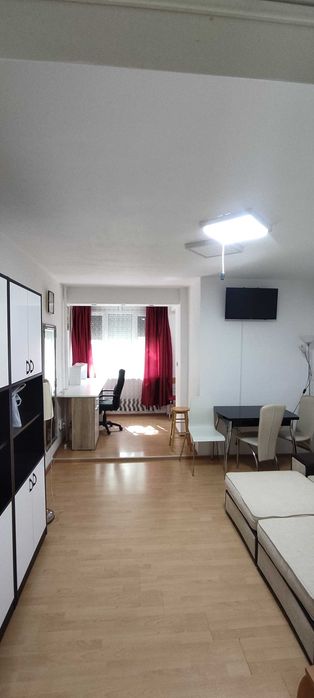 Dau in chirie garsoniera in Oradea str Aluminei 74 D 5