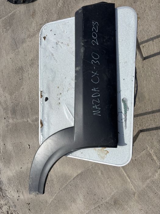 Задна дясна вежда за Mazda cx30 2023