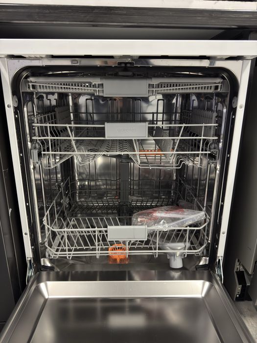 Mașină de spălat vase 16 seturi Gorenje GS643C90W