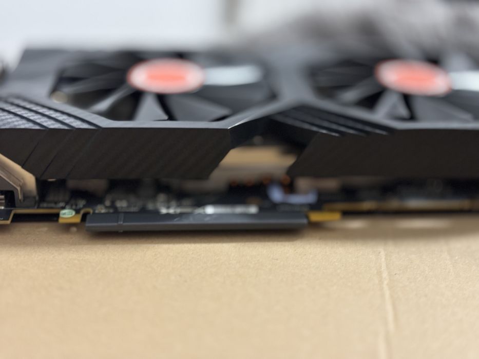 Radeon RX 580 AMD