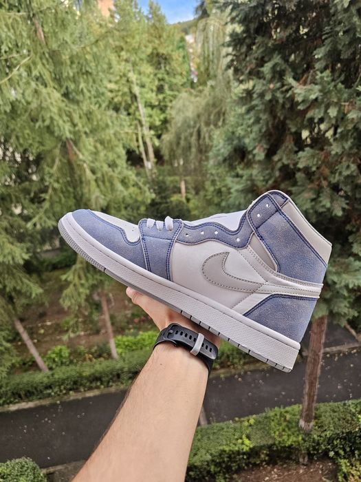 Air Jordan 1 High Hyper Royal 41 44