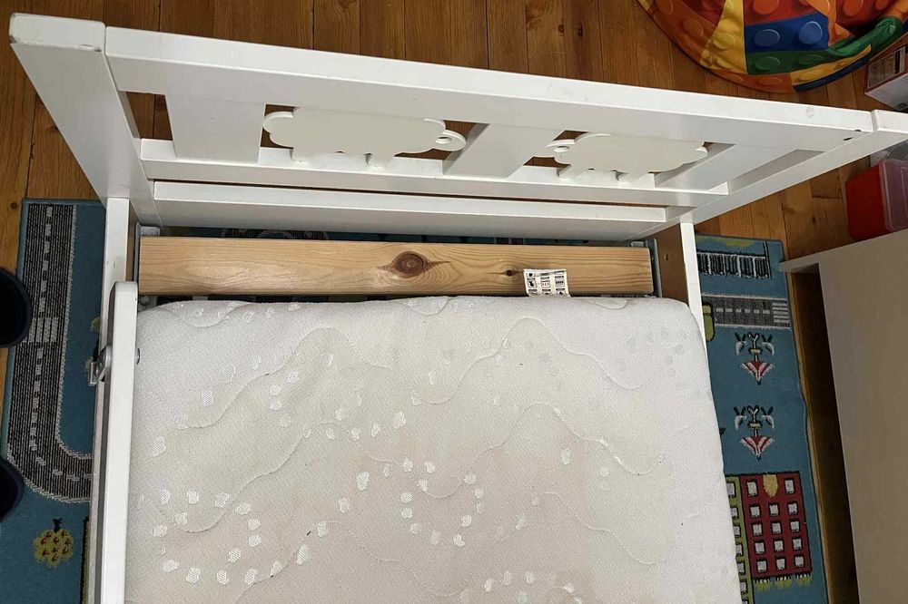 Продавам детско легло IKEA KRITTER