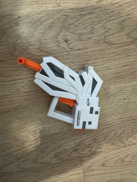 Nerf / нърф играчки