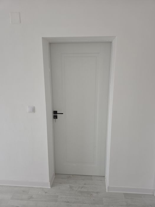 Vand apartament 3 camere
