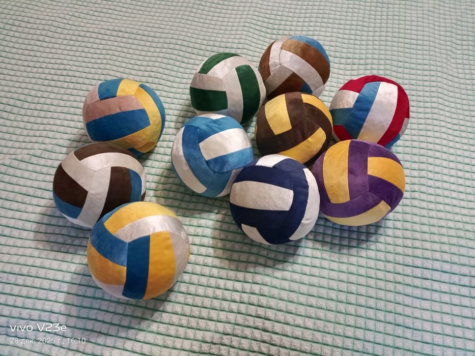 Жұмсақ доптарға тапсырыс аламын