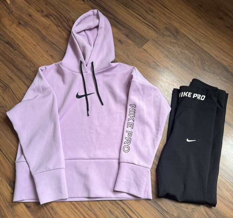 Спортни дамски стоки Nike