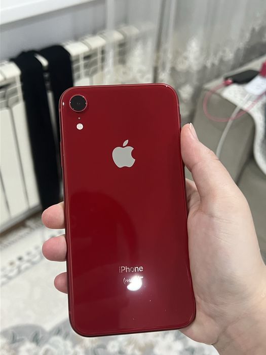 iPhone xr 64gb продаю