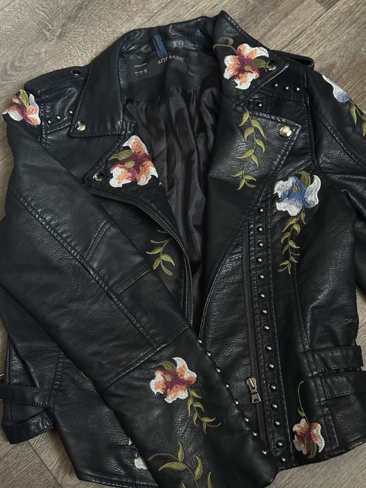 кожанка новая