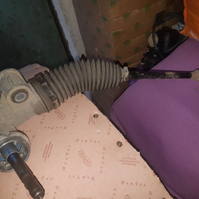 caseta  de directie opel corsa d 2007