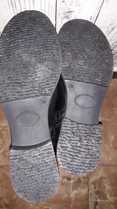 Дамски боти и ботуши ест.кожа и велур 39 и 40н.