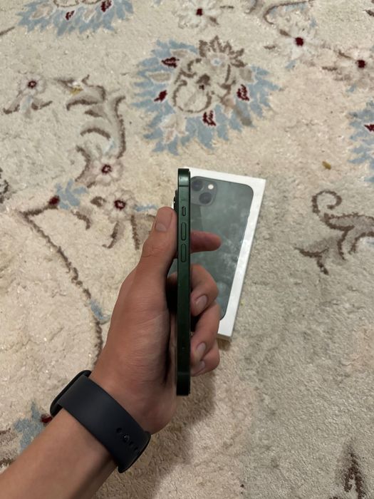 айфон 13.         .