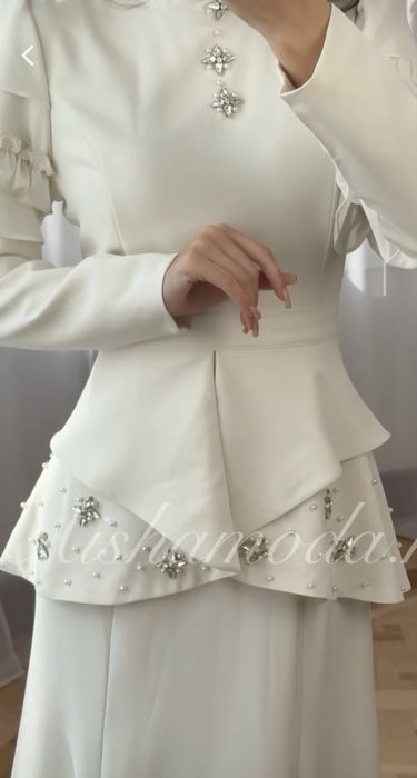 Новое платье длинное вечернее, айвори