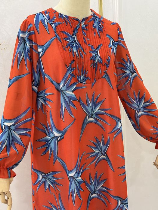 D A colection көйлегі. Қазіргі Асем арыстан