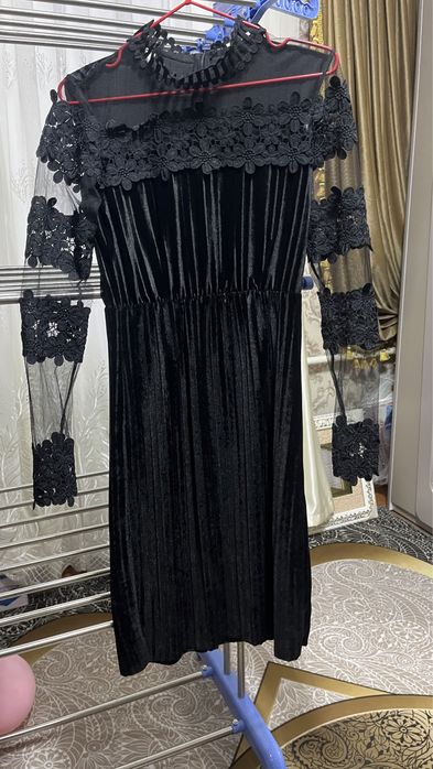 Көйлек сатылады, бағасы тиімді л, м размерде