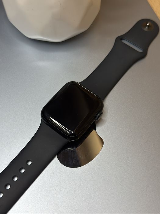 Apple Watch SE (2nd generation)-2023