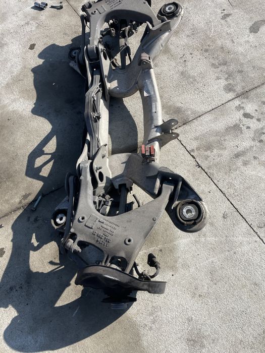 Punte spate Audo A8 d3 stare perfecta completa / brat fuzeta