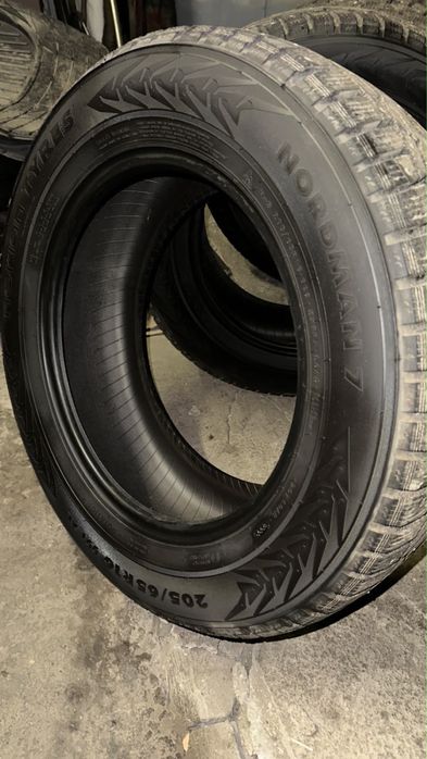 Продам шины 205/65/16
