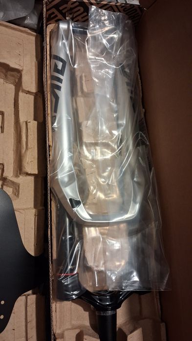 Вилка RockShox Pike Ultimate 150мм 29"
