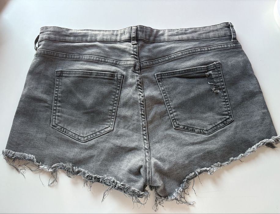 Blugi scurti H&m