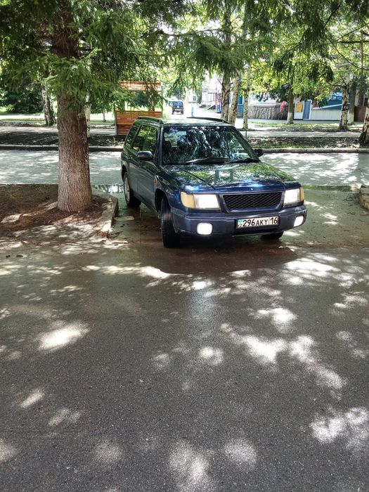 Продам Субару Форестер 97 года.