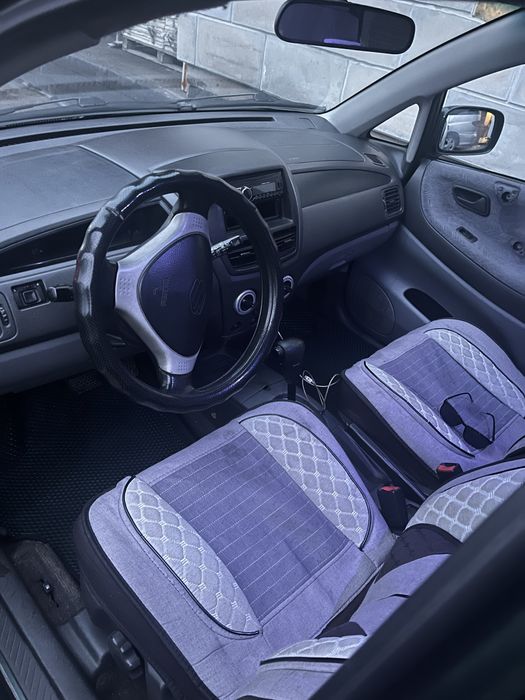 Продам машину Сузуки Лиана