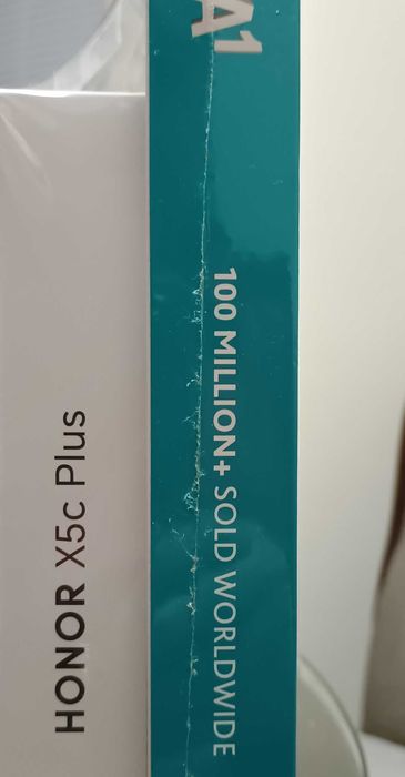 смартфон HONOR X5c Plus и външна батерия