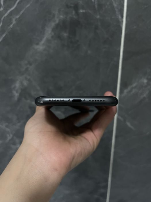 iPhone 11 срочна 128гб