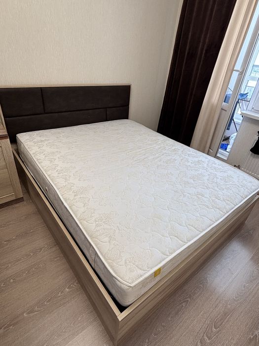 Двухспальная Кровать 180*200